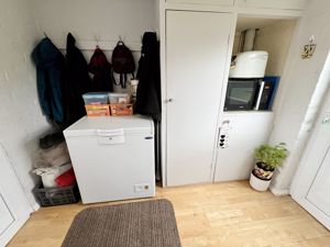 Photo 19- click for photo gallery